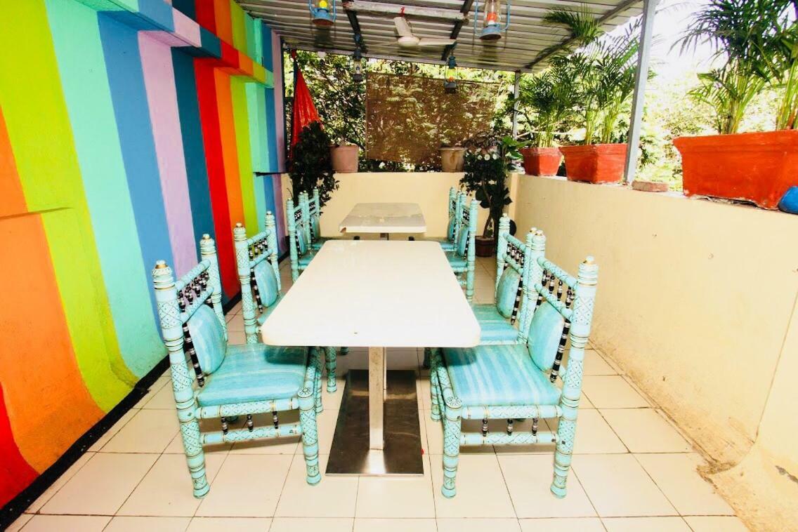 Town Hostel Mumbai - Ac Dormitory Exterior photo